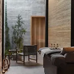 Resort Minthis Tsadha