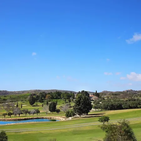 Resort Minthis Tsadha