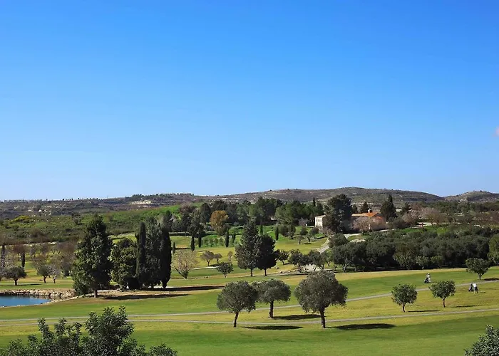 אתר נופש Minthis