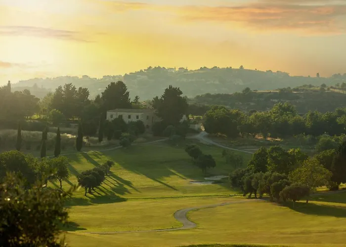 אתר נופש Minthis 5*