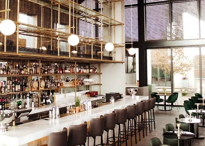 Minthis אתר נופש Tsadha