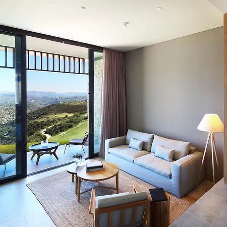 Resort Minthis